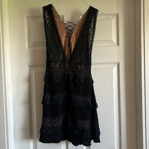 Cocktail Lace-Up Mini Dress Witch Whimsigoth LBD Romantic Lola Rose Sexy Lace - Picture 8 of 13